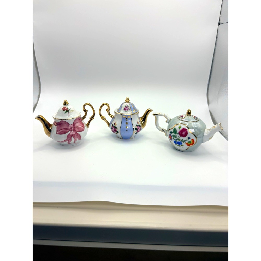 Lot of 3 Dollhouse Miniature Porcelain Teapots 1:12 Scale Multicolor